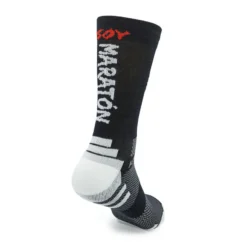 CALCETINES DE RUNNING #SOYMARATON Unisex - KAMUABU Color NEGRO De 23CM