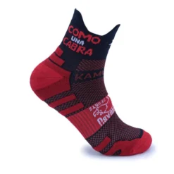 CALCETINES RUNNING TOBILLEROS #COMOUNACABRA Unisex KAMUABU Rojo/negro 8 CALCETINES RUNNING TOBILLEROS #COMOUNACABRA Unisex KAMUABU Rojo/negro -Deporte Total Shop calcetines running tobilleros comounacabra unisex kamuabu rojonegro 3