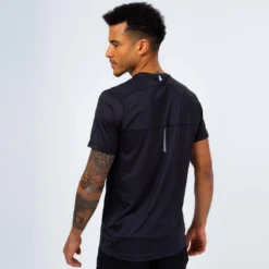Camiseta De Manga Corta Running Ligera De Poliéster Reciclado Hombre TRR Negra -Deporte Total Shop camiseta de manga corta running ligera de poliester reciclado hombre trr negra 2