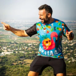 CAMISETA DE RUNNING #PINEAPPLE Para HOMBRE - KAMUABU Color AZUL 90grs -Deporte Total Shop camiseta de running pineapple para hombre kamuabu color azul 90grs 3