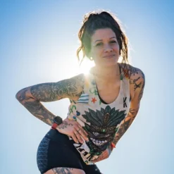 CAMISETA DE RUNNING #SANDBEACH Para MUJER - KAMUABU Color Arena De Tirantes -Deporte Total Shop camiseta de running sandbeach para mujer kamuabu color arena de tirantes 3