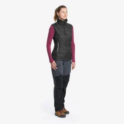 Chaleco Acolchado De Montaña Y Trekking Mujer Forclaz MT100 Negro -Deporte Total Shop chaleco acolchado de montaa y trekking mujer forclaz mt100 negro 2