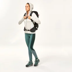 Chaqueta Polar De Montaña Y Trekking Con Capucha Mujer Quechua MH900 Blanco -Deporte Total Shop chaqueta polar de montaa y trekking con capucha mujer quechua mh900 blanco 2