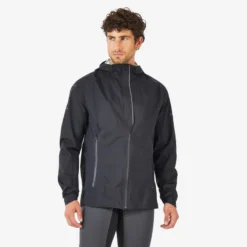 CHAQUETA RUNNING HOMBRE IMPERMEABLE CORTAVIENTO - KIPRUN RAIN+ NEGRO