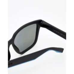 HAWKERS Gafas De Sol Para Hombres Y Mujeres MOTION Carbon Black Sky -Deporte Total Shop gafas de sol para hombres y mujeres motion carbon black sky 2