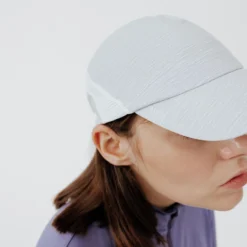 Kalenji Gorra Running Hombre/Mujer Gris Claro Ajustable -Deporte Total Shop gorra running hombremujer gris claro ajustable 2
