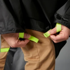 BTWIN Poncho Ciclismo Urbano 120 Negro/Amarillo Fluorescente Visibilidad Día Impermeable -Deporte Total Shop poncho ciclismo urbano 120 negroamarillo fluorescente visibilidad dia impermeable 4