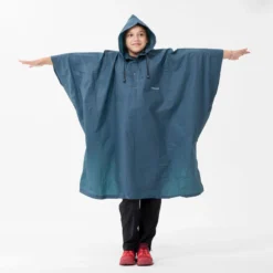Poncho Impermeable De Montaña Y Trekking Máx. 10 Litros Adulto Forclaz 50 -Deporte Total Shop poncho impermeable de montaa y trekking max 10 litros adulto forclaz 50 2