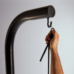 Soporte Para Saco De Boxeo Autosujeción Outshock 900 Lastrable Y Polivalente -Deporte Total Shop soporte para saco de boxeo autosujecion outshock 900 lastrable y polivalente 4