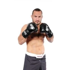 UFC - Guantes De Boxeo 16 Oz -Deporte Total Shop ufc guantes de boxeo 16 oz 3